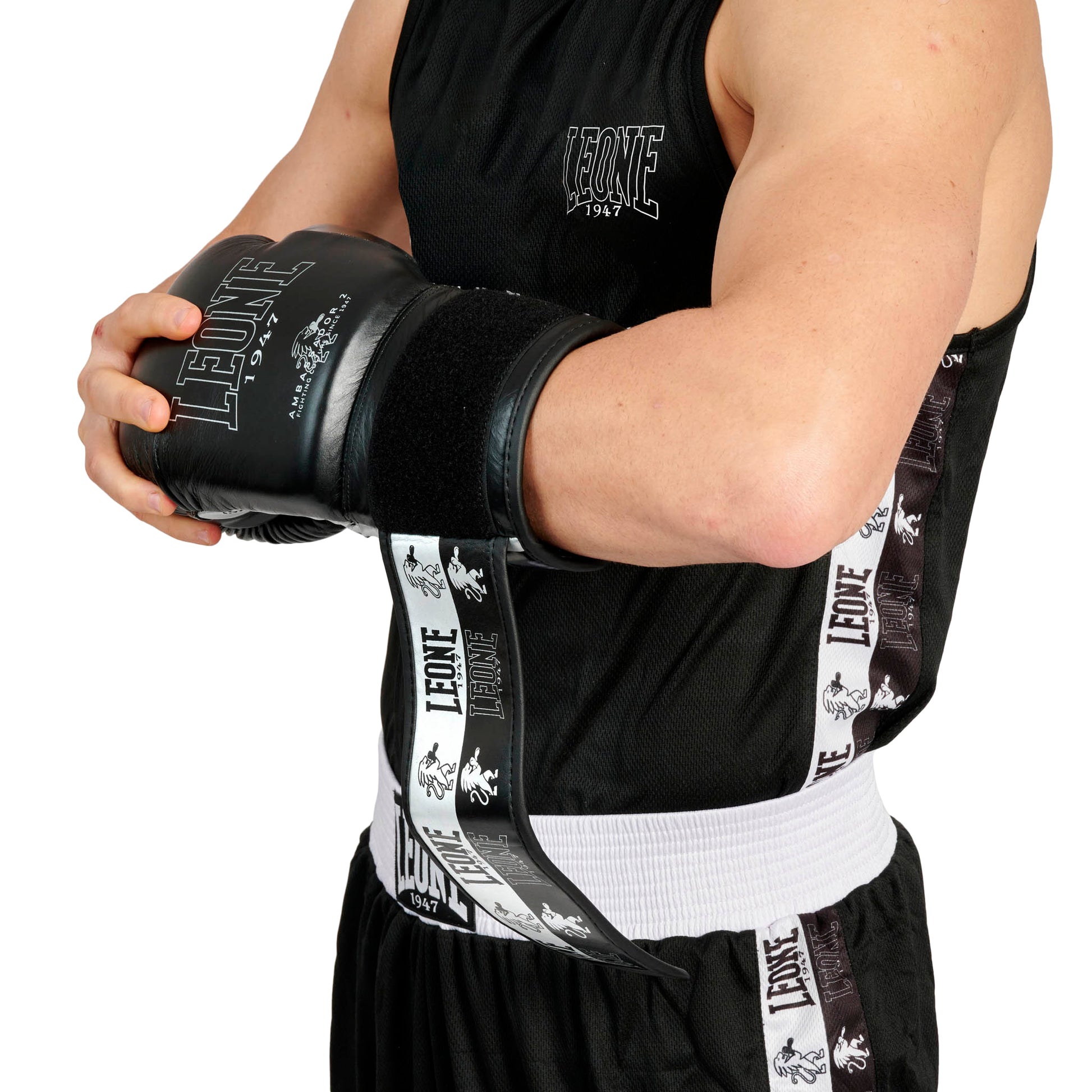 ICONIC BOXING SINGLET
AB231