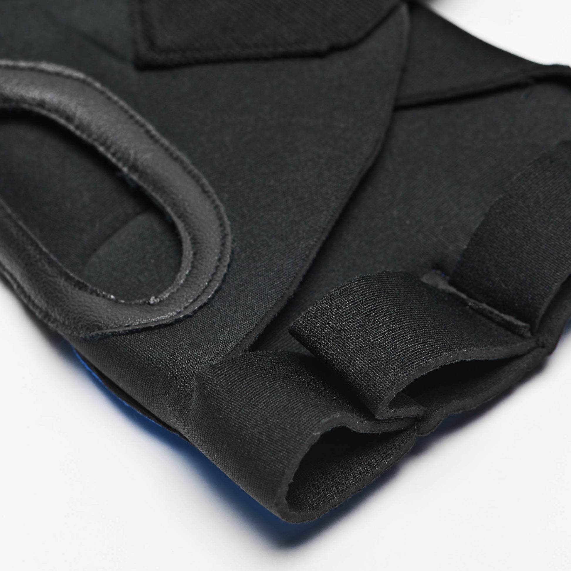 Undergloves
AB711