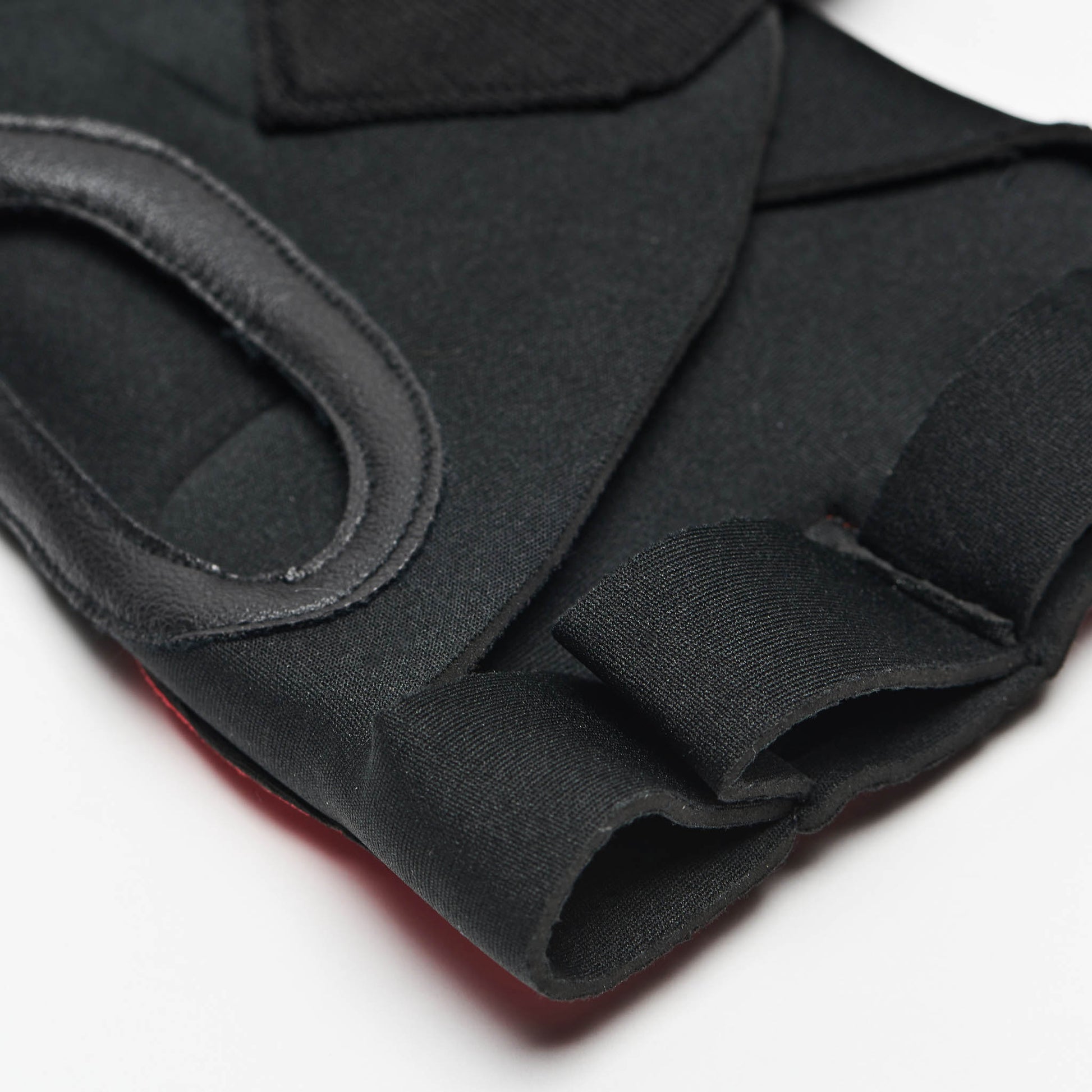 Undergloves
AB711