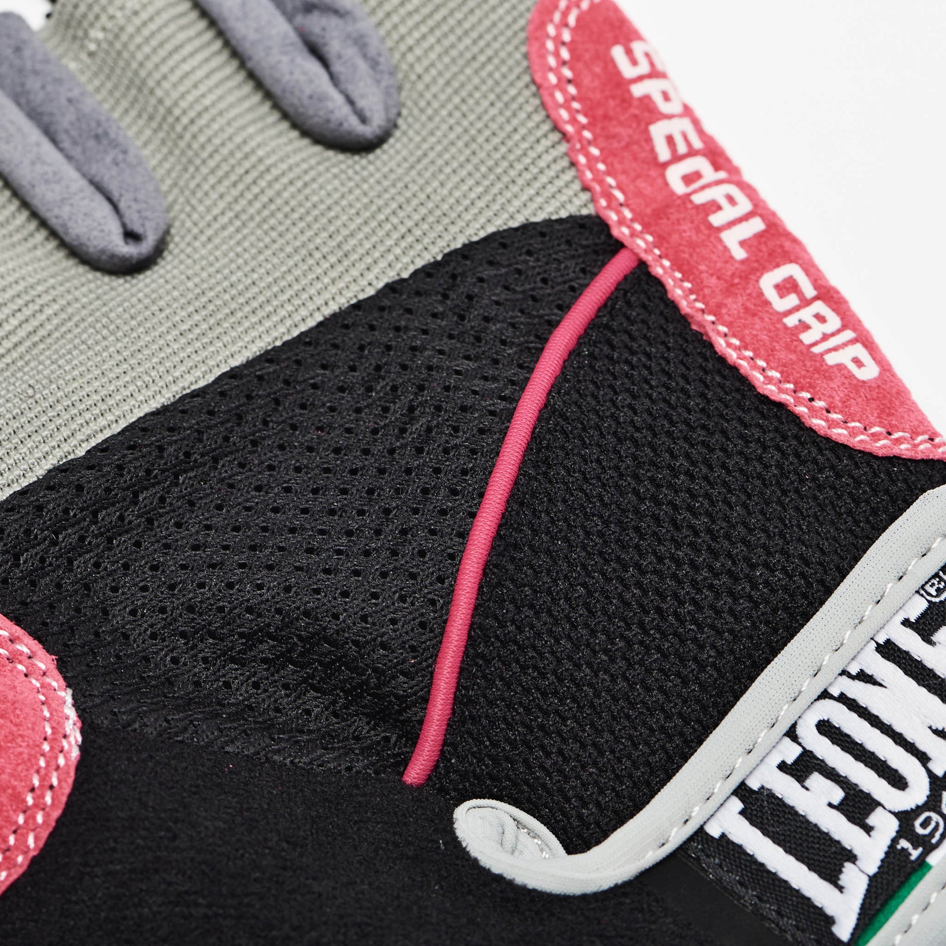 Gym Gloves
AB712