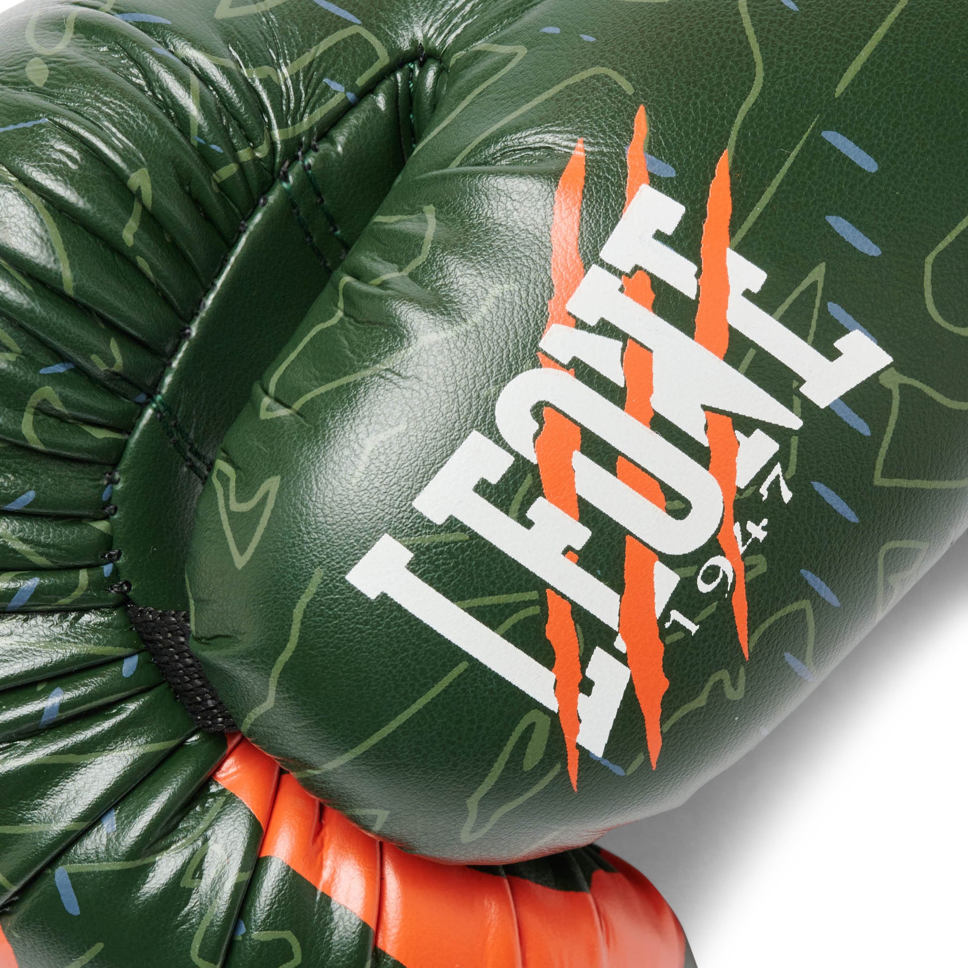 PRIMAL INSTINCT BOXING GLOVES
GN004