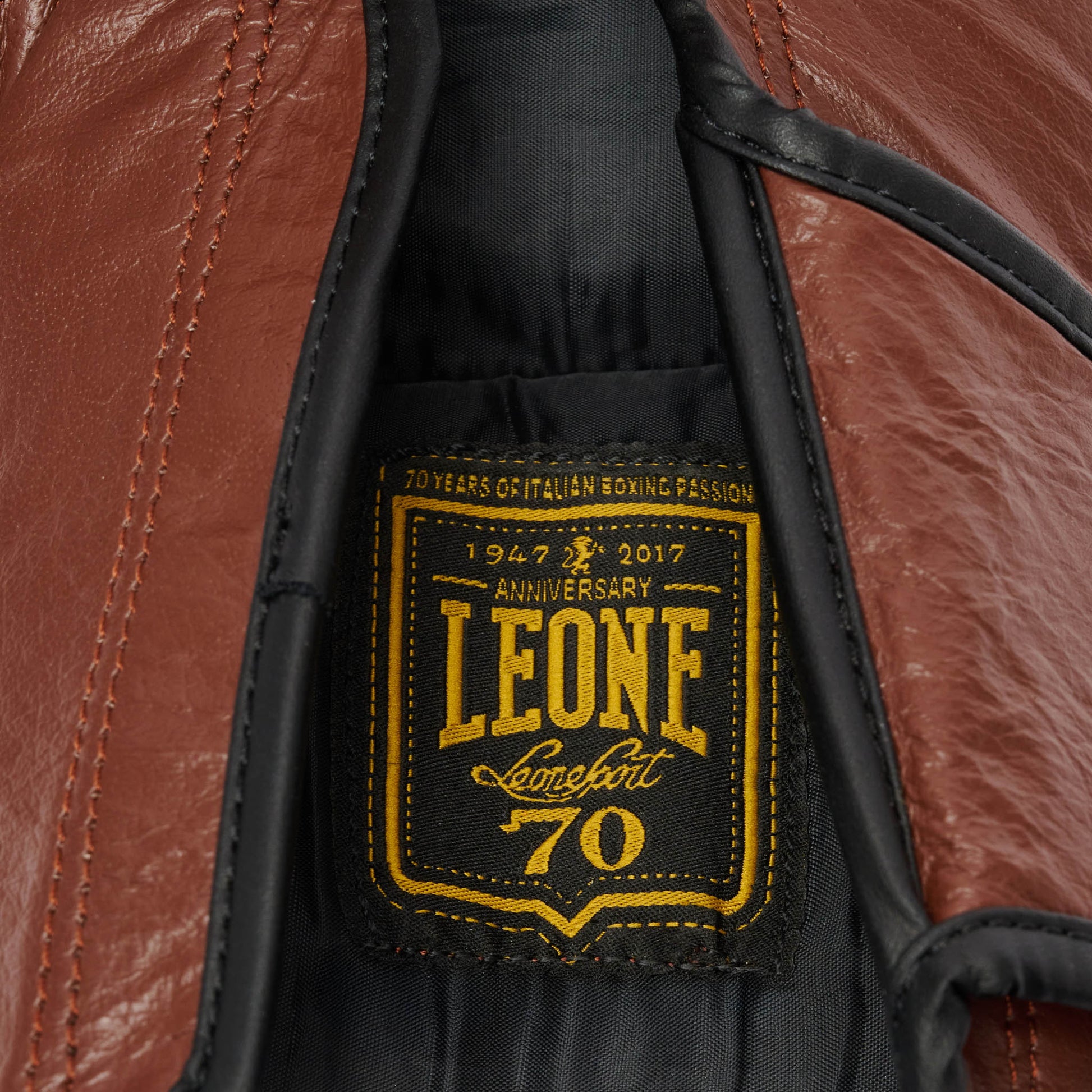 ITALY'47 BOXING GLOVES
GN039