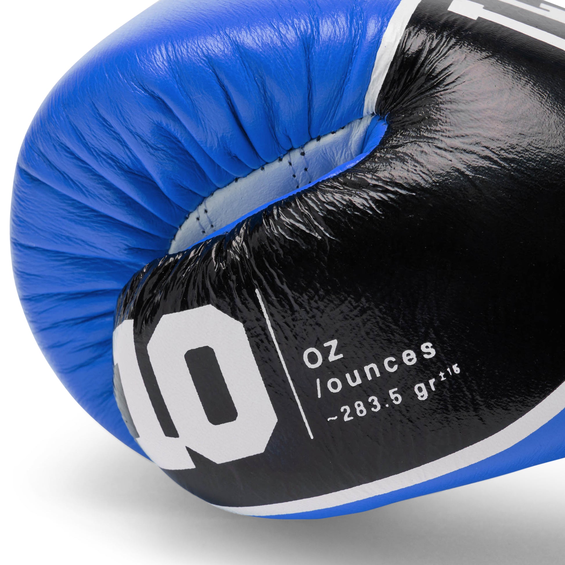 SHOCK PRO BOXING GLOVES
GN057