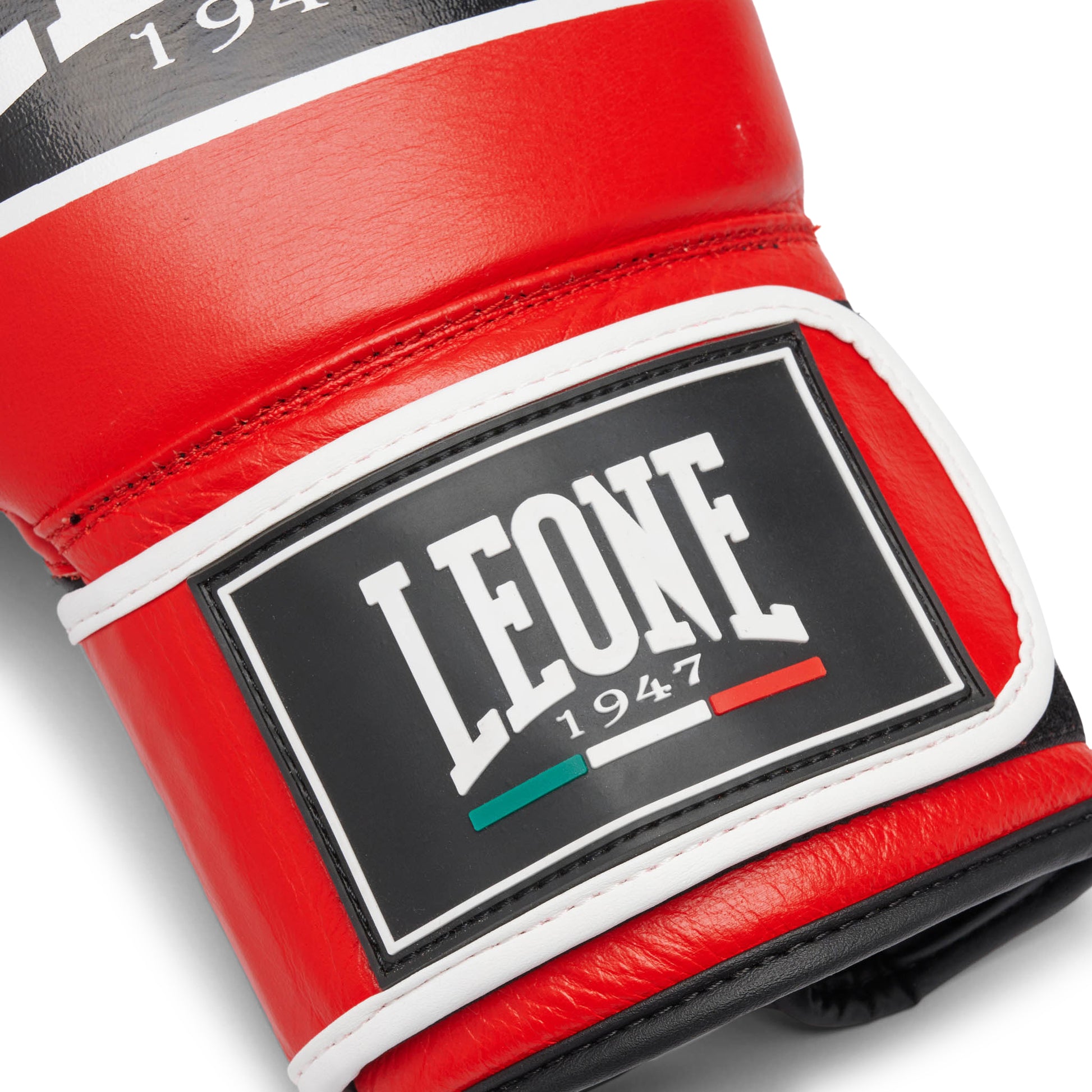 SHOCK PRO BOXING GLOVES
GN057