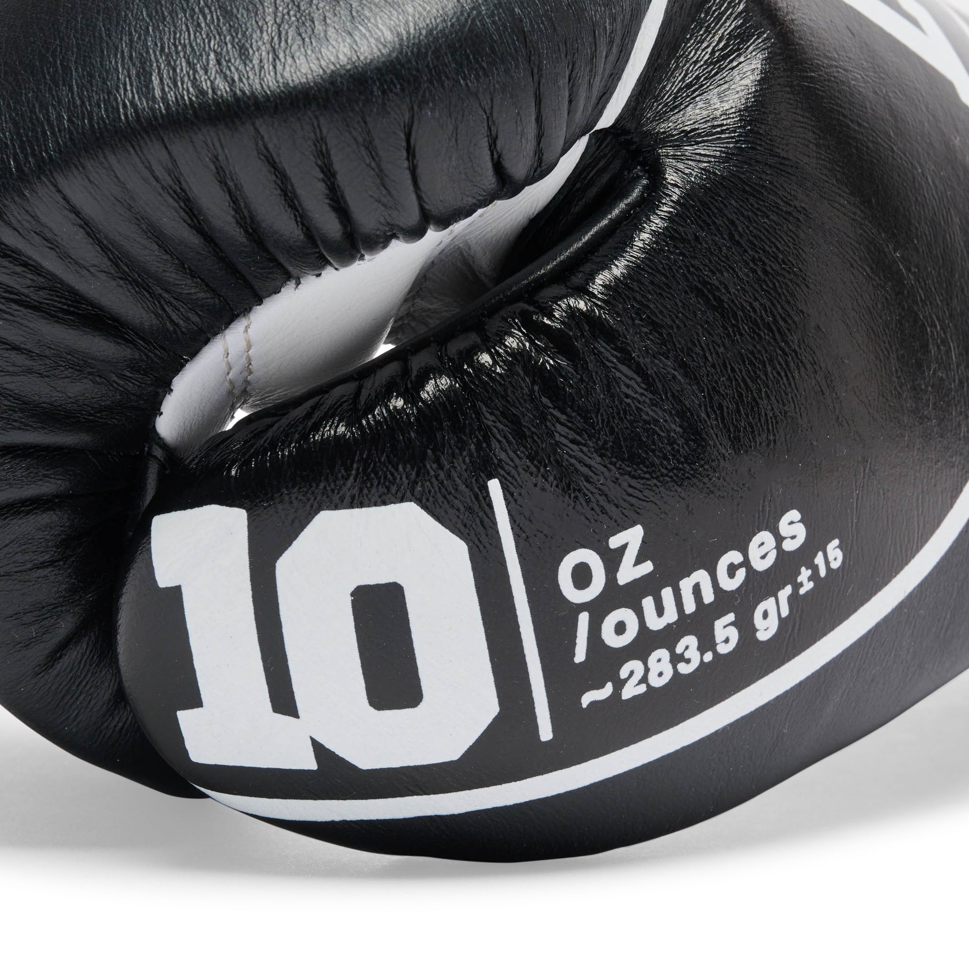 SHOCK PRO BOXING GLOVES
GN057L