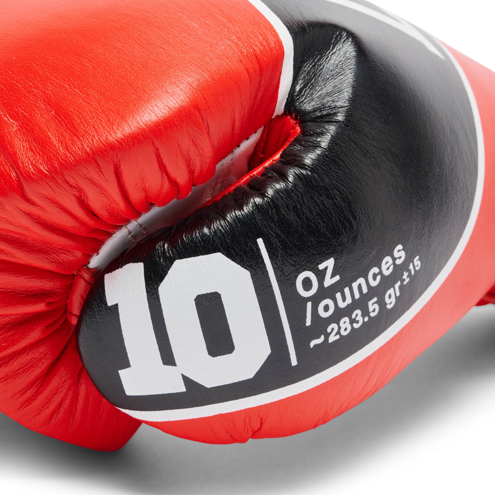 SHOCK PRO BOXING GLOVES
GN057L