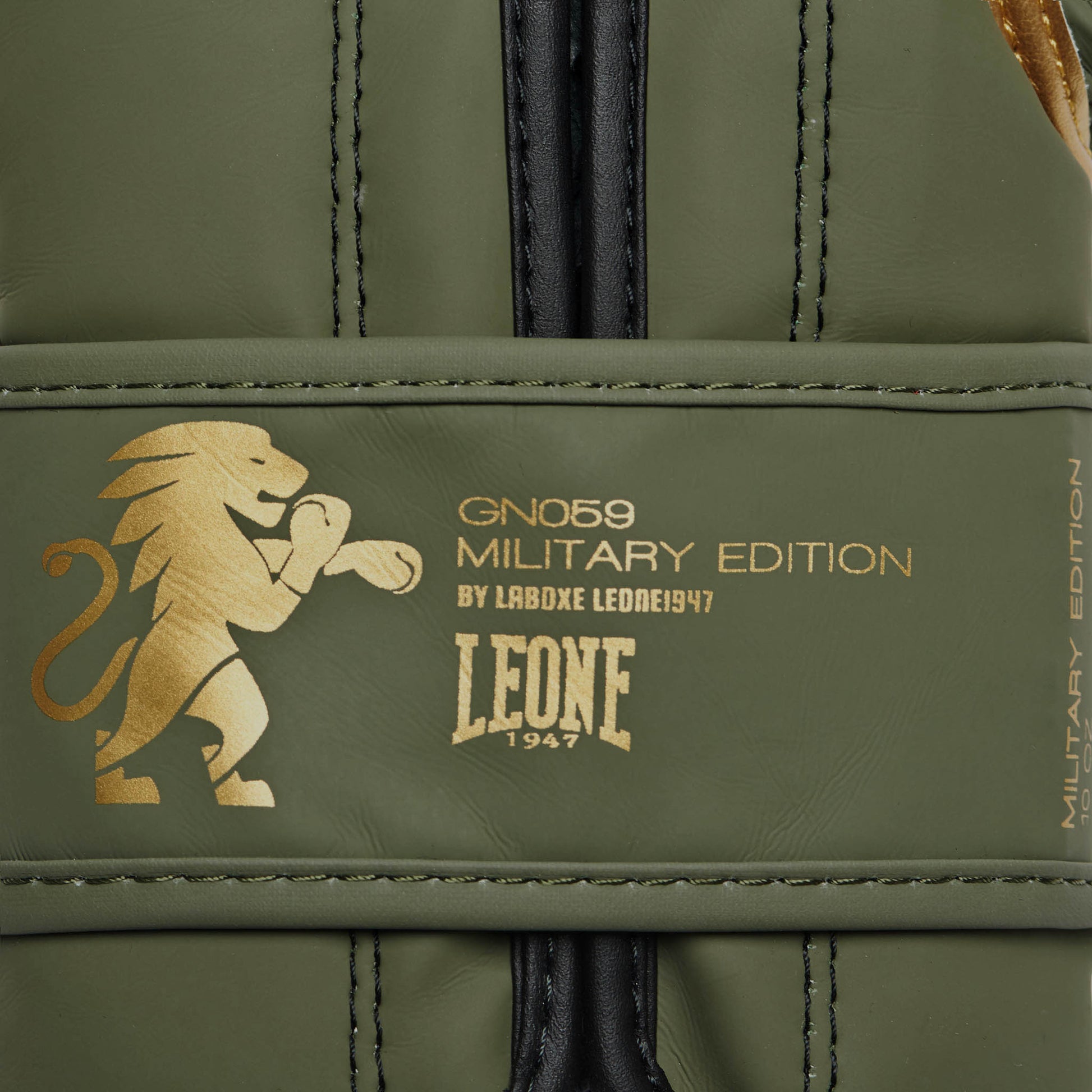 MILITARY EDITION BOXING GLOVES
GN059G
