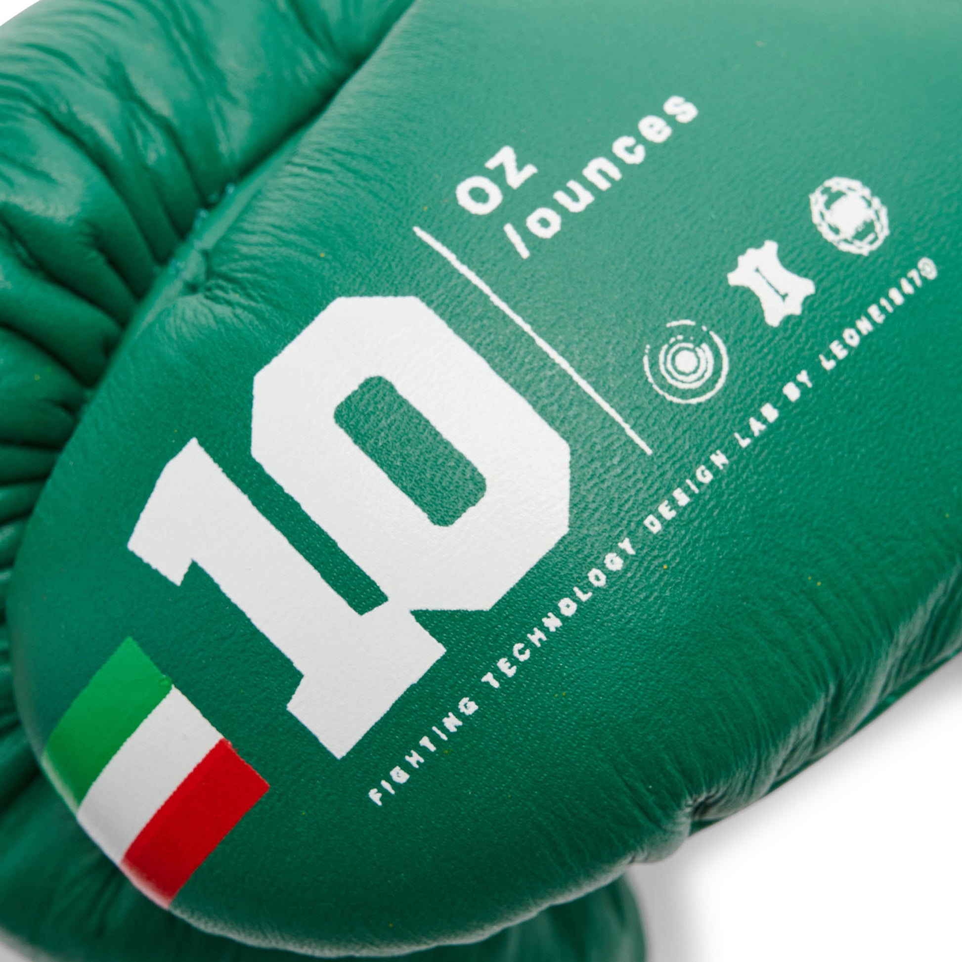 SHOCK PLUS BOXING GLOVES
GN102L
