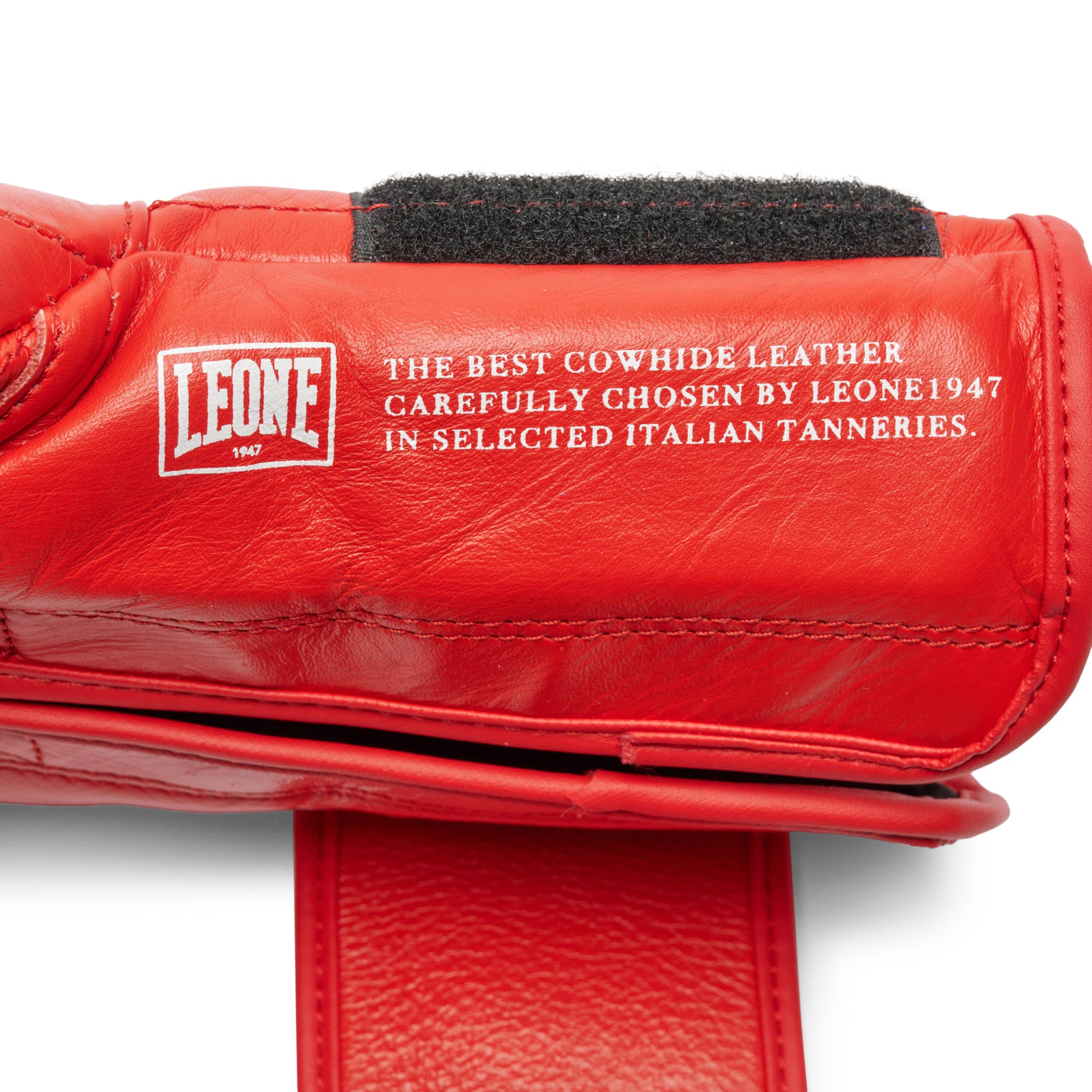 THE GREATEST BOXING GLOVES
GN111