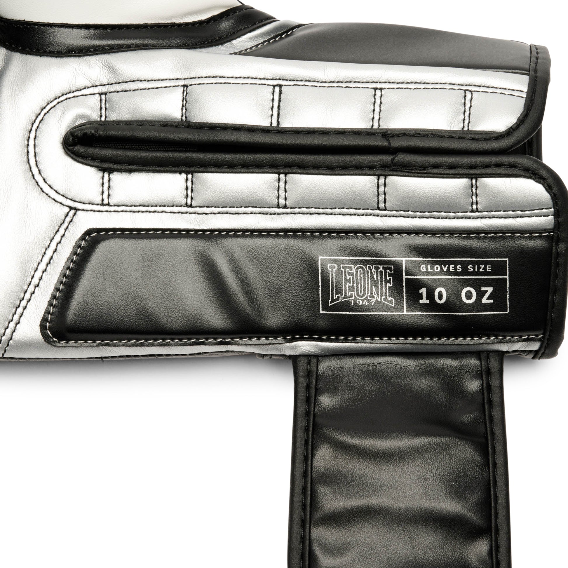 ICONIC BOXING GLOVES
GN208