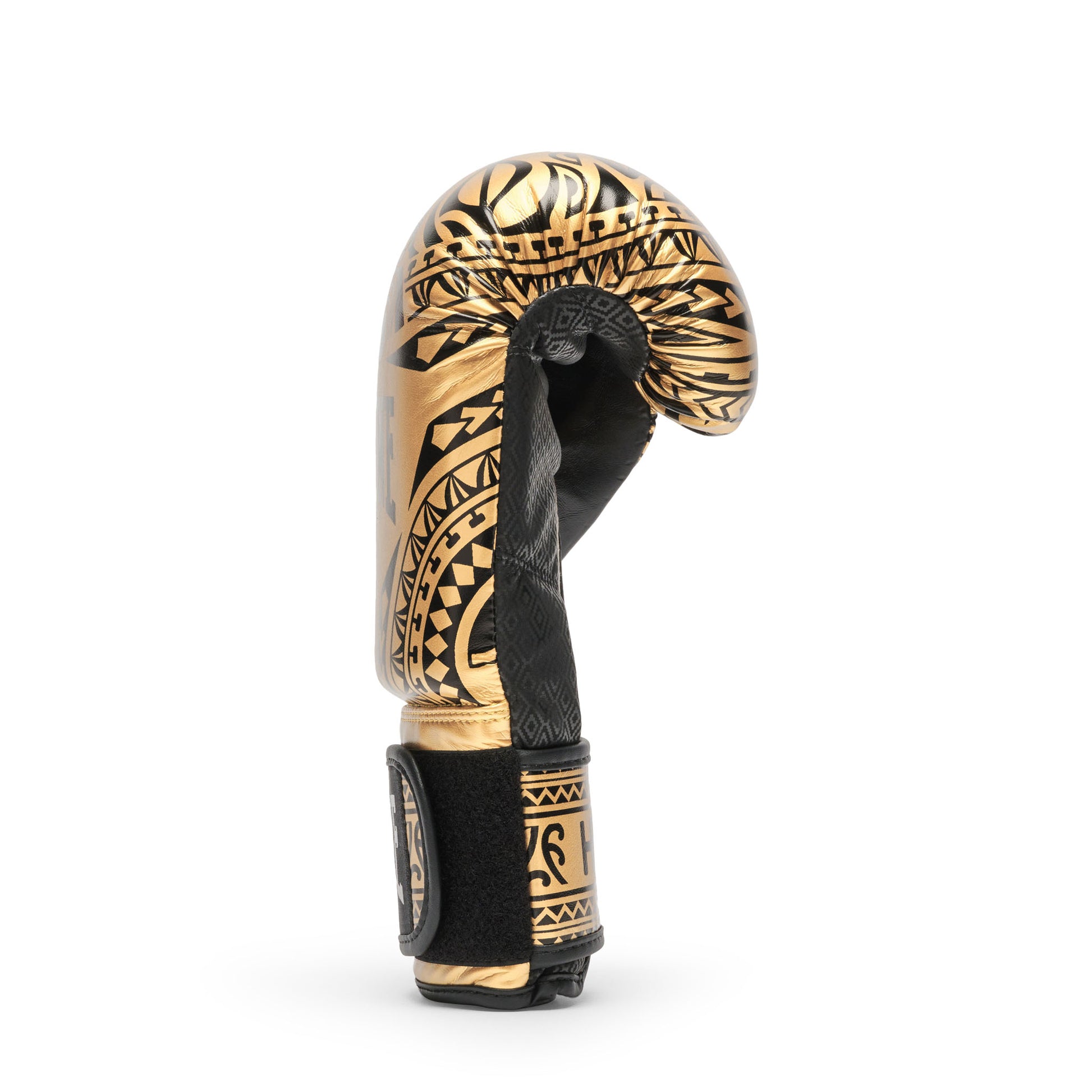 HAKA BOXING GLOVES
GN329