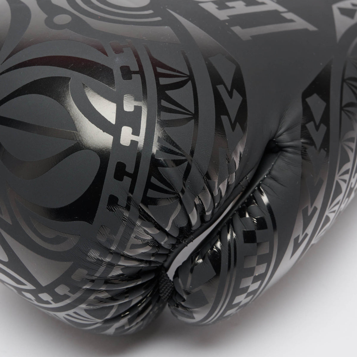 HAKA BOXING GLOVES GN329