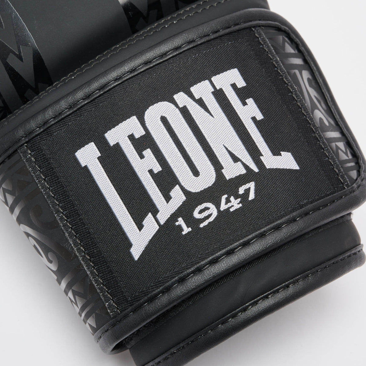 HAKA BOXING GLOVES GN329